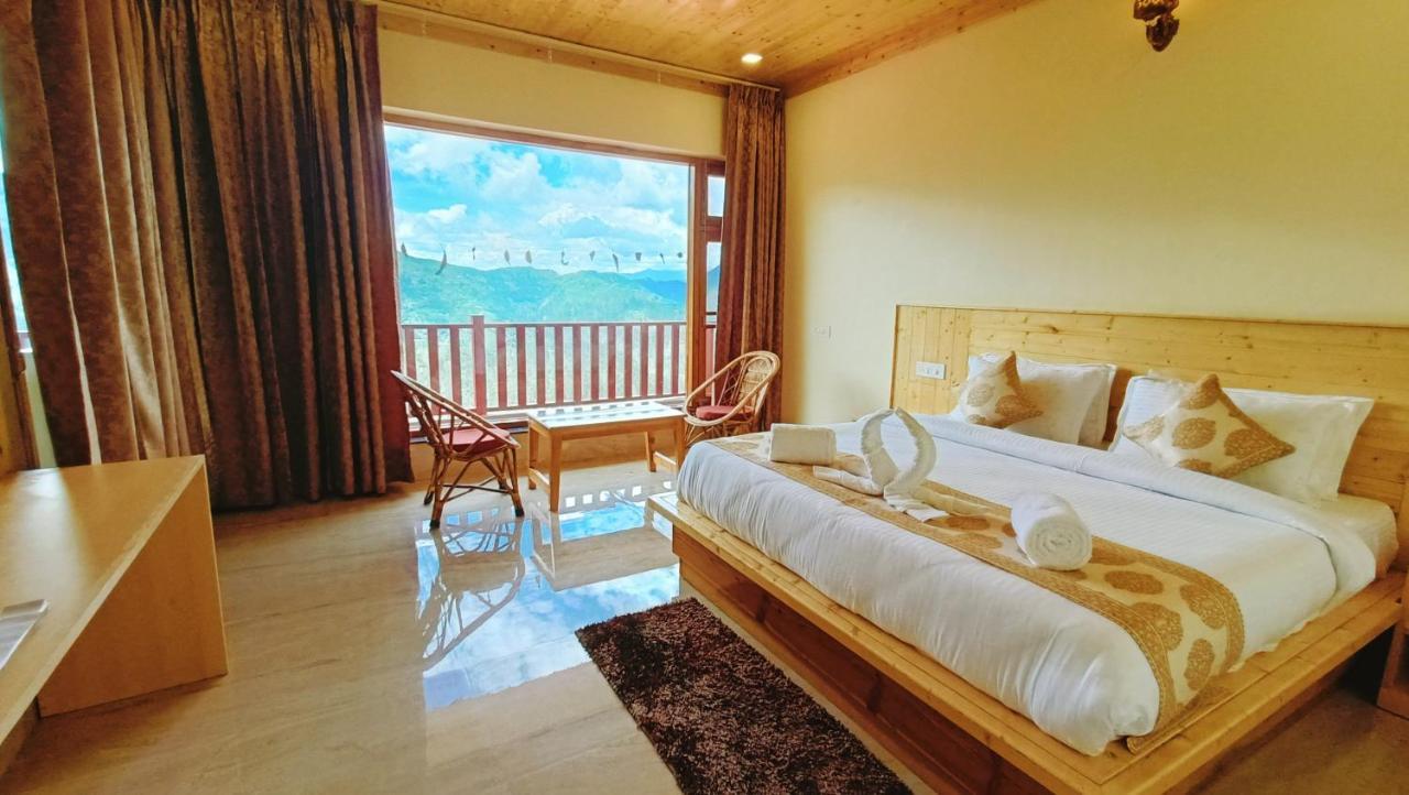 The Vintage Hill Village - Himalayan Boutique Resort Kanatal Exteriör bild