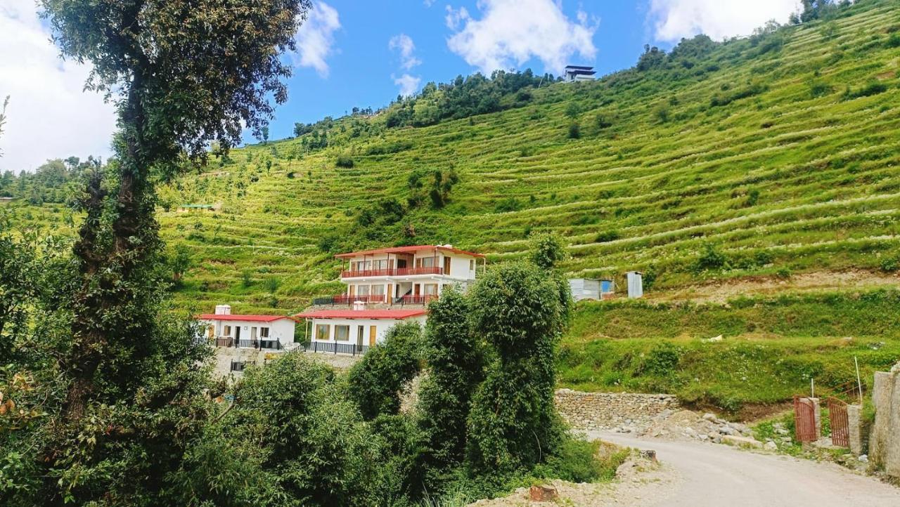 The Vintage Hill Village - Himalayan Boutique Resort Kanatal Exteriör bild
